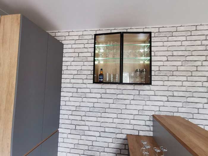 дизайн кухни красного цвета