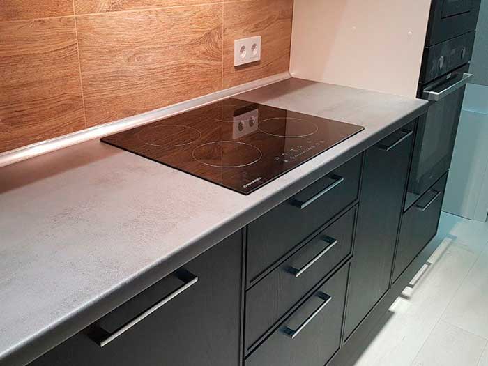 белая кухня в интерьере